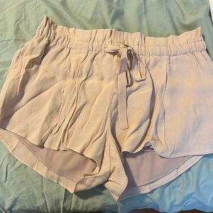 Never worn Wilfred shorts size XXS